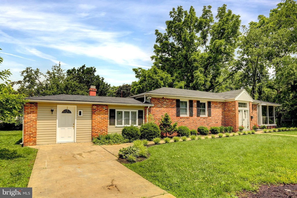 178 Park Rd, Pasadena, MD 21122 - photo 1