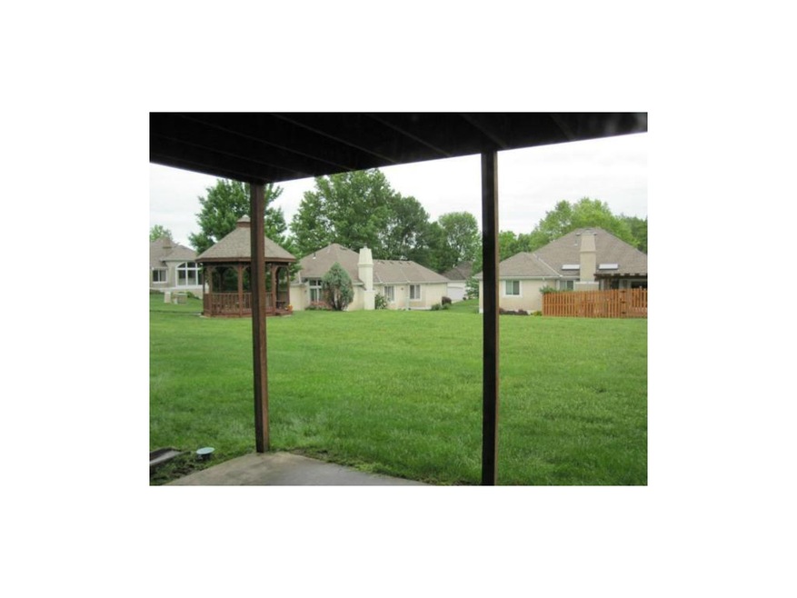 Green space in back of house!