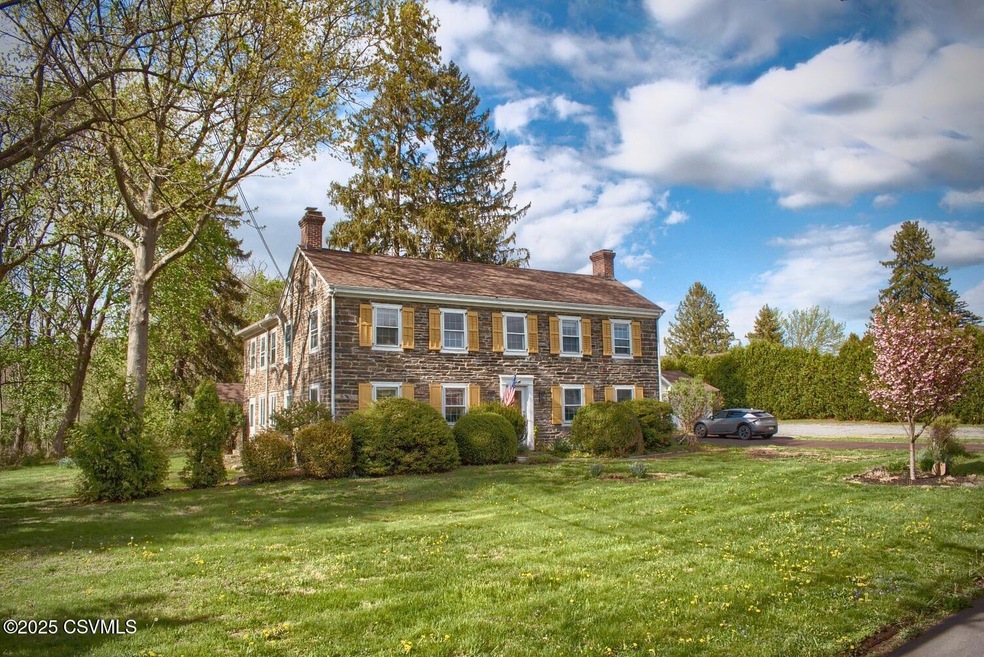 For Sale $624,900 • Co-Listing Agent
