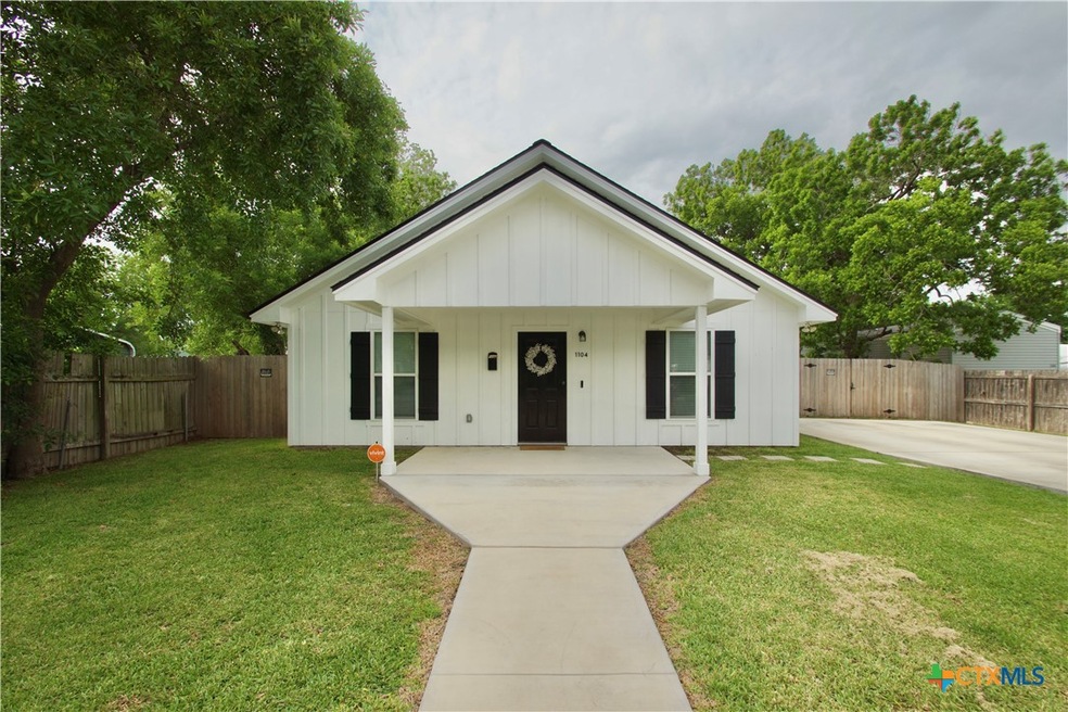 Under Contract $259,900 • Co-Listing Agent