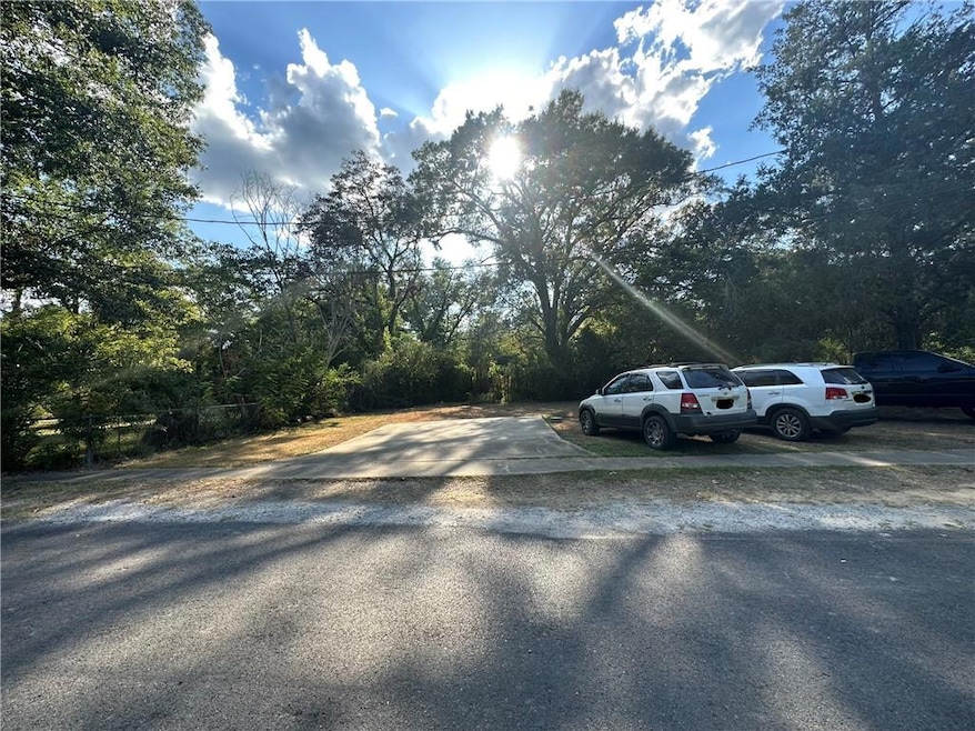 Alice Drive View