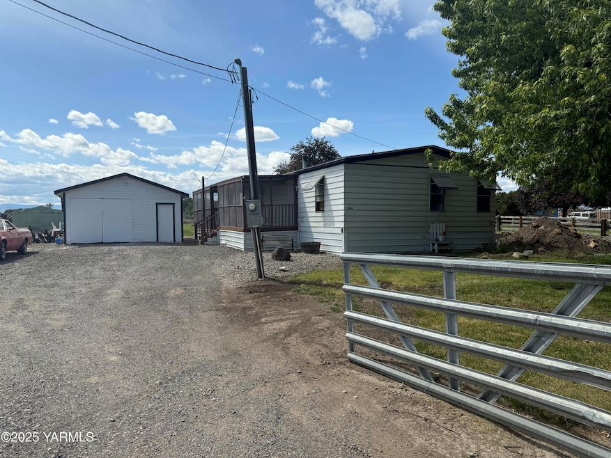 Sold $325,000