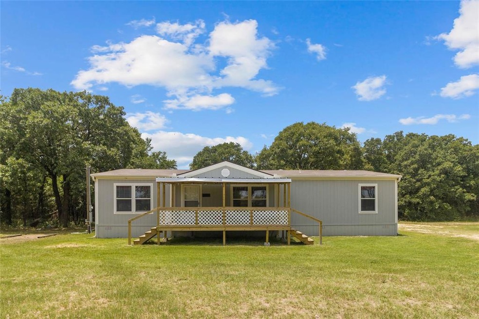 2210 Oak Valley Ln, Corsicana, TX 75110 - photo 1