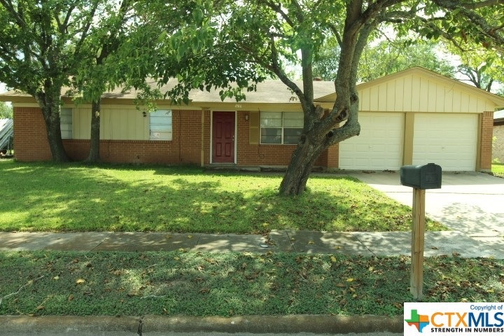 1106 Pack Ave, Copperas Cove, TX 76522 - photo 1
