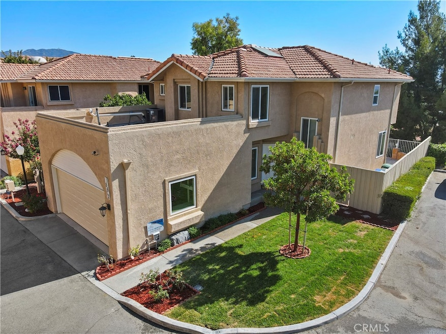 Premium corner view location