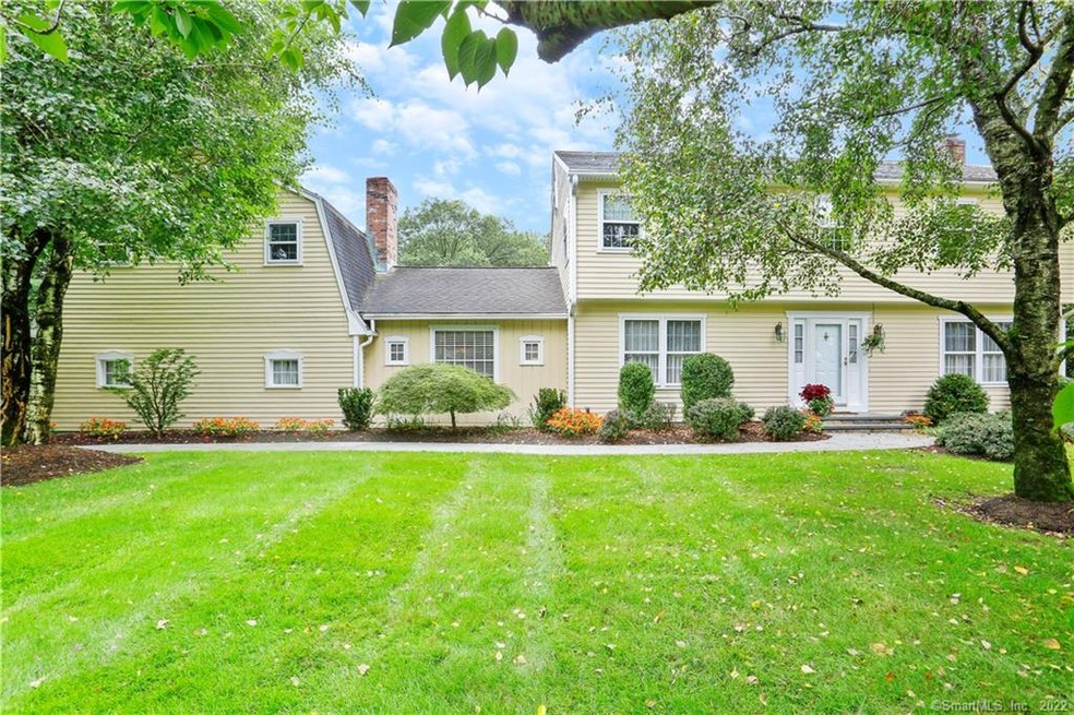 236 Putting Green Rd, Trumbull, CT 06611 - photo 1