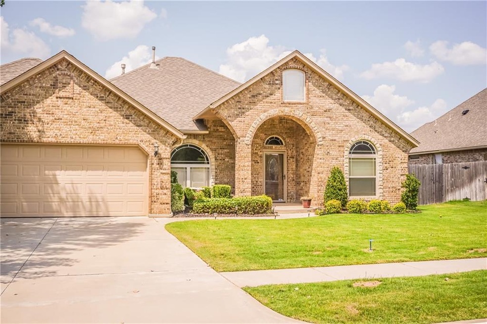 1413 Sawgrass Dr, Norman, OK 73072 - photo 1