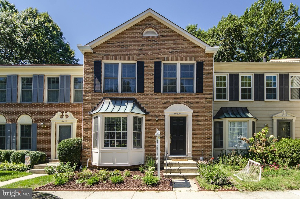 10620 Alison Dr, Burke, VA 22015 - photo 1