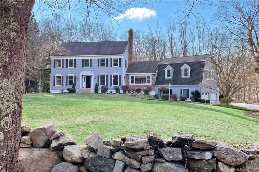 24 E Farm Ln, Ridgefield, CT 06877 - photo 1