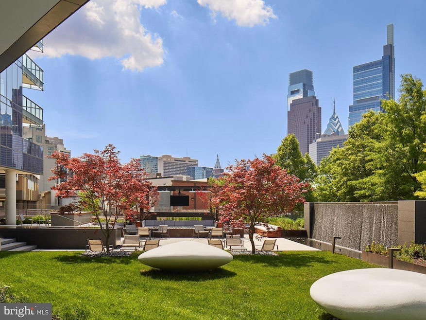 2100 Hamilton St unit 2C, Philadelphia, PA 19130 - photo 1