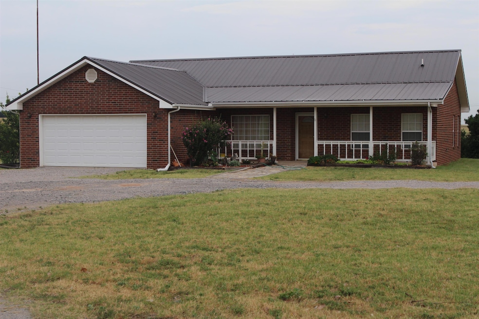 4004 County Street 2800, Rush Springs, OK 73082 - photo 1