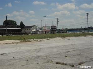 3550 Electric Ave, Port Huron, MI 48060 - photo 1