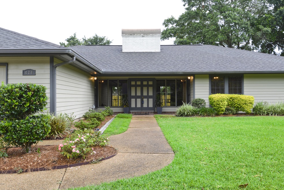 428 Cove Dr1