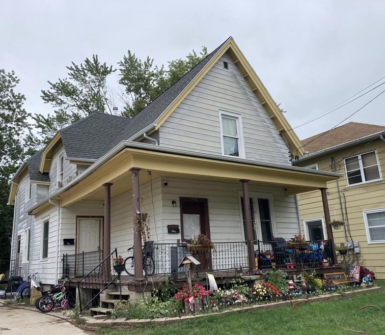 1715 27th St, Two Rivers, WI 54241 - photo 1