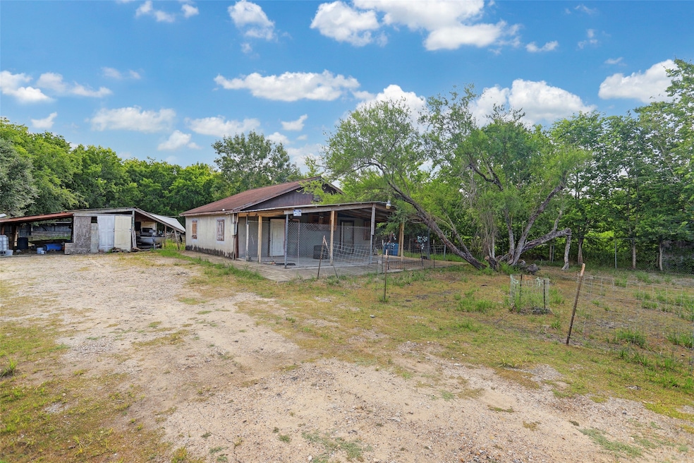 6211 Paloma Cir, Needville, TX 77461 - photo 1
