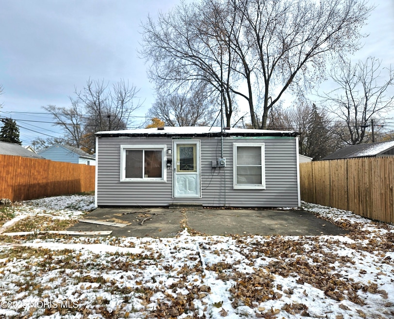 For Sale $5,900 • Co-Listing Agent