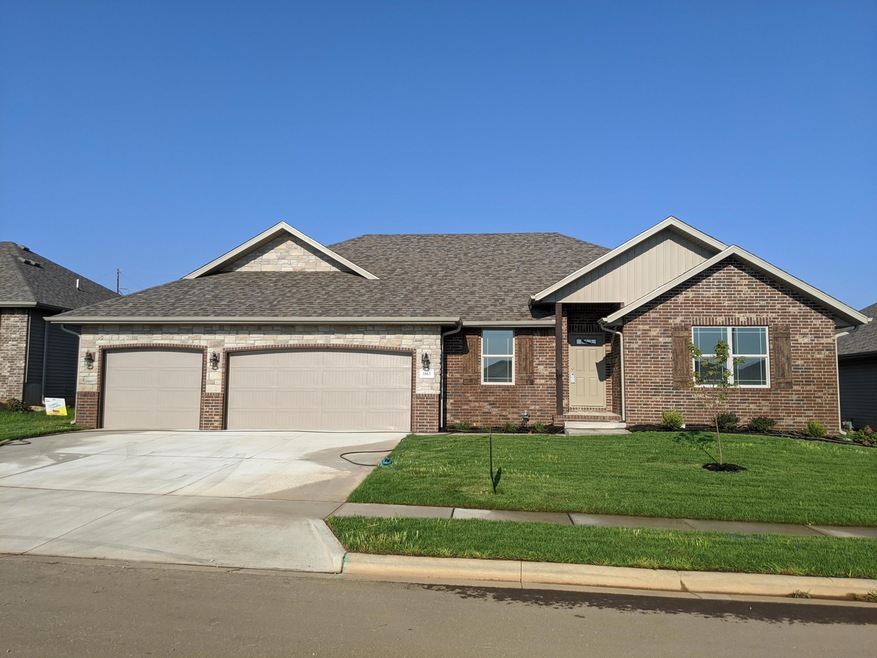 1663 N Kingfisher Dr unit Lot 167, Nixa, MO 65714 - photo 1