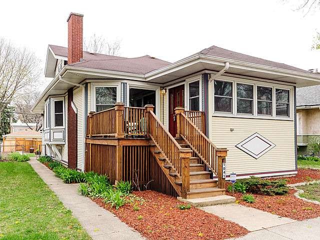 1041 Gunderson Ave, Oak Park, IL 60304 - photo 1