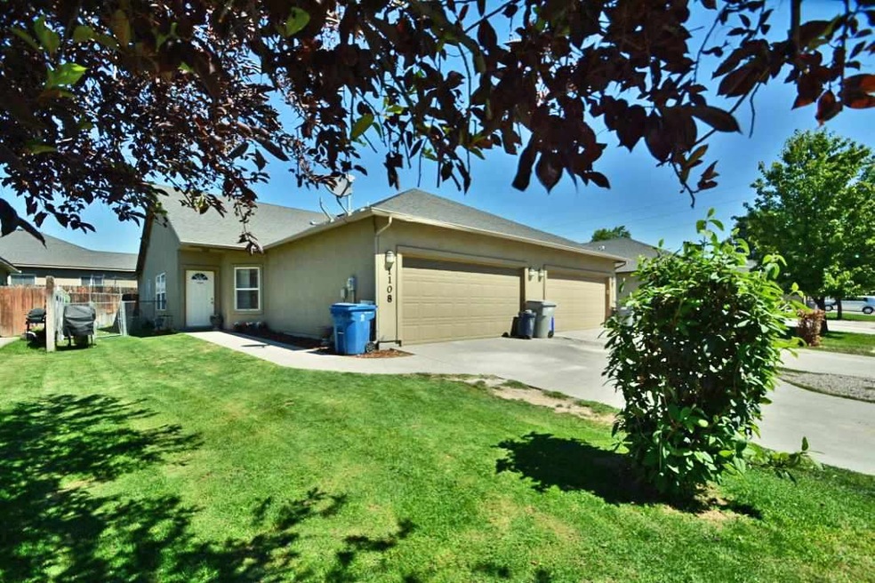 1108 E Connecticut Ave, Nampa, ID 83686 - photo 1