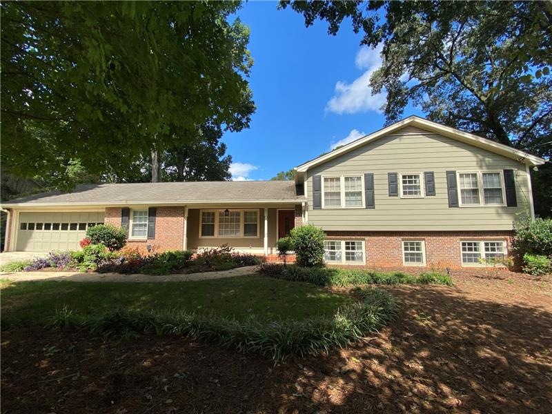 520 Houze Way, Roswell, GA 30076 - photo 1