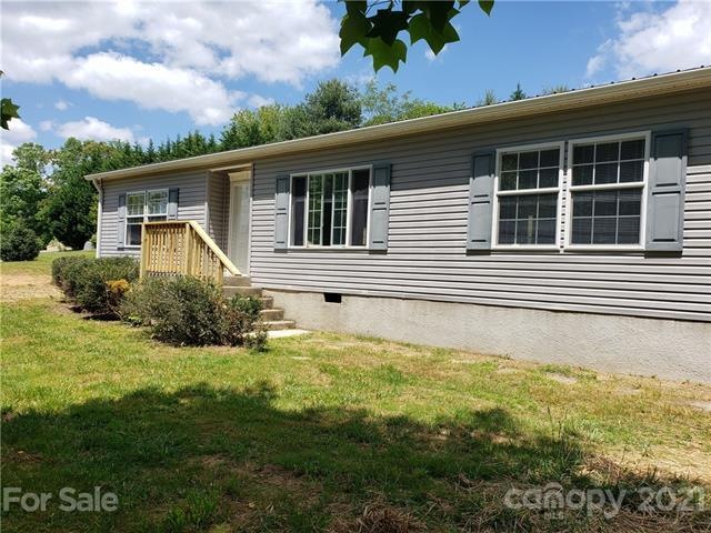 926 Jackson Loop Rd, Flat Rock, NC 28731 - photo 1