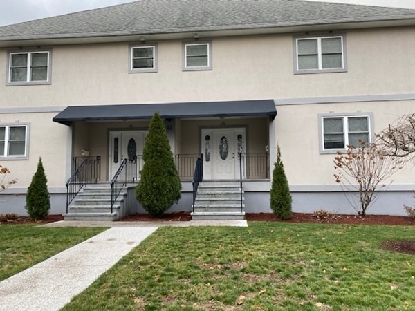 67 Pine St unit 1, Woburn, MA 01801 - photo 1