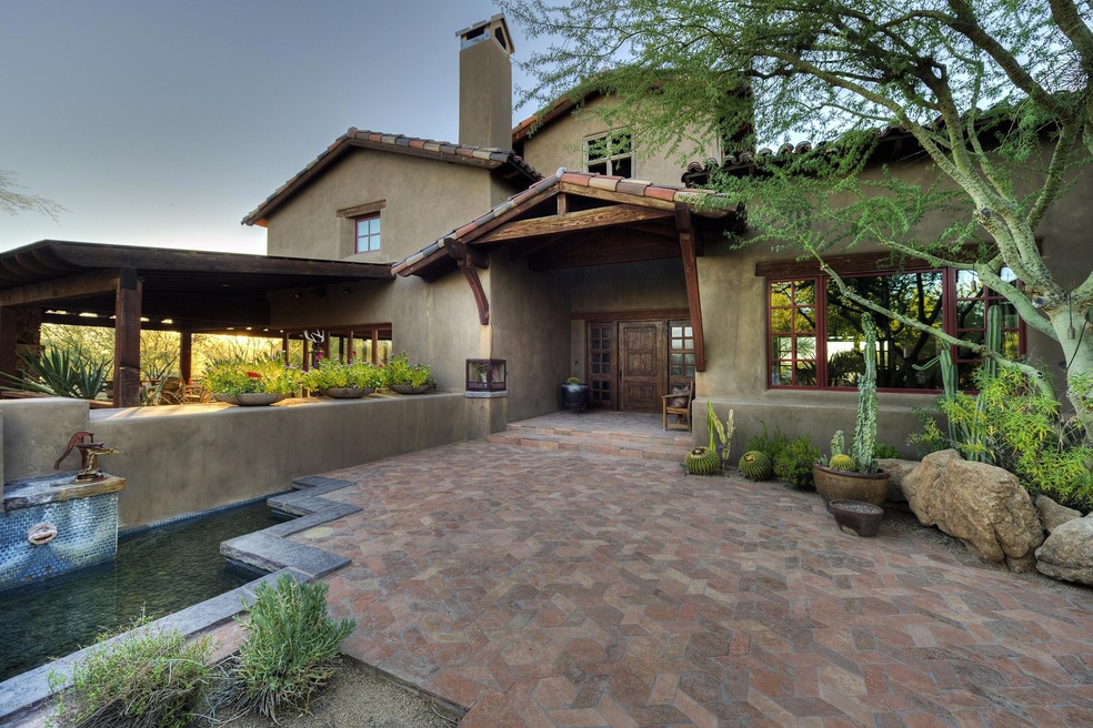 002_Front Entry
