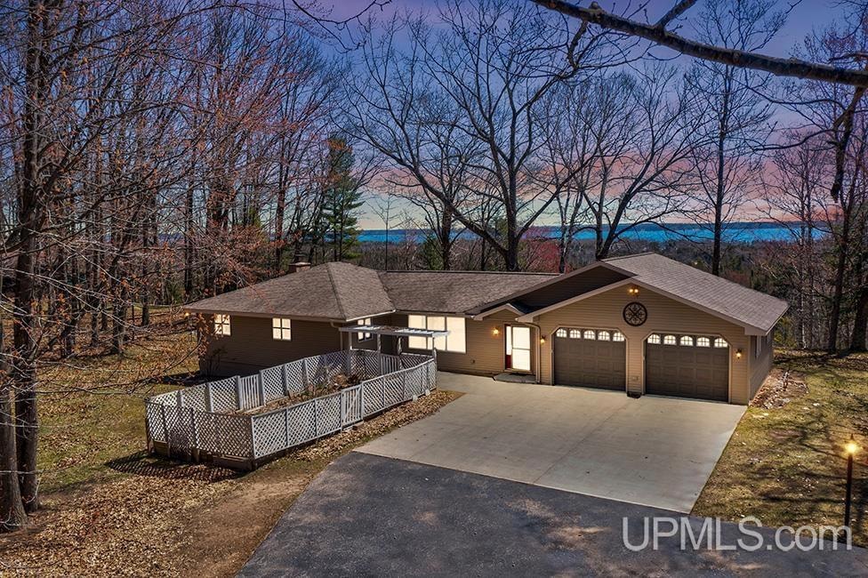 Under Contract $375,000