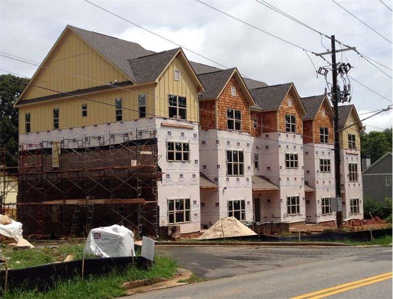 1405 Hawthorne Ave SE unit 31, Smyrna, GA 30080 - photo 1