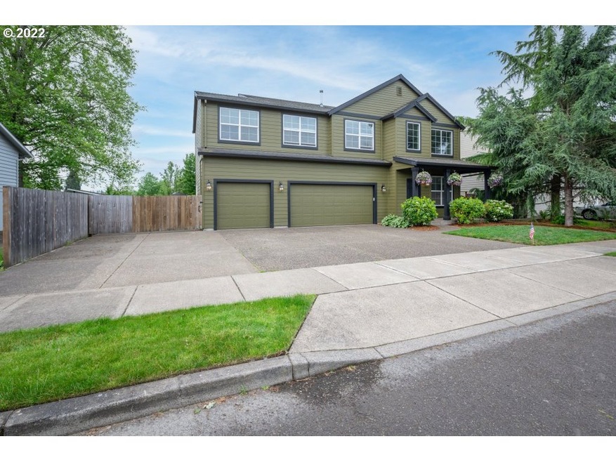 539 NE 20th Ave, Canby, OR 97013 - photo 1