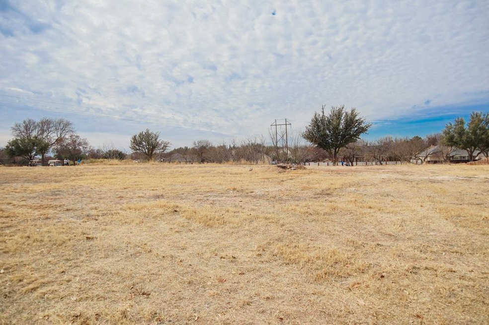 5541 Enclave Ct unit 15, San Angelo, TX 76904 - photo 1
