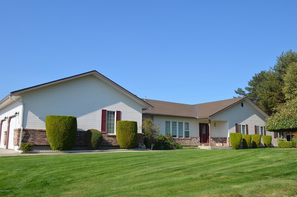 280 N 99th Ave