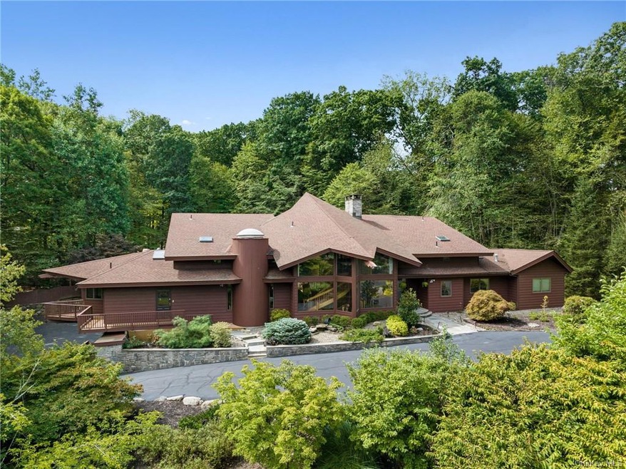 16 Rollingwood Dr, New City, NY 10956 - photo 1