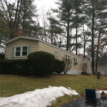 27 1st Ave, Westfield, MA 01085 - photo 1