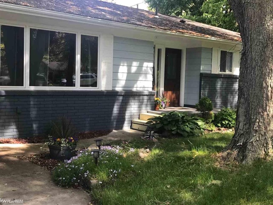 3062 Westcott Dr, Port Huron, MI 48060 - photo 1