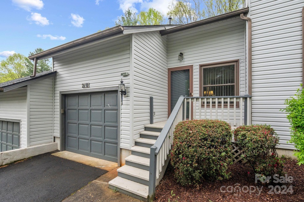 210 Cheyenne Ct, Asheville, NC 28803 - photo 1