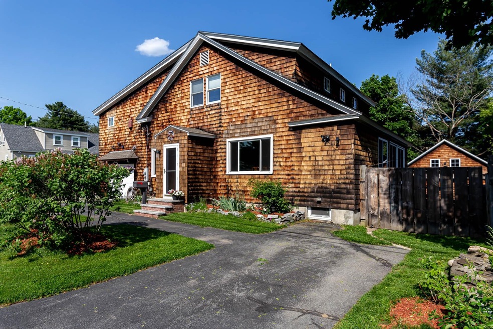 4 Hutchinson St unit 61, Nashua, NH 03064 - photo 1