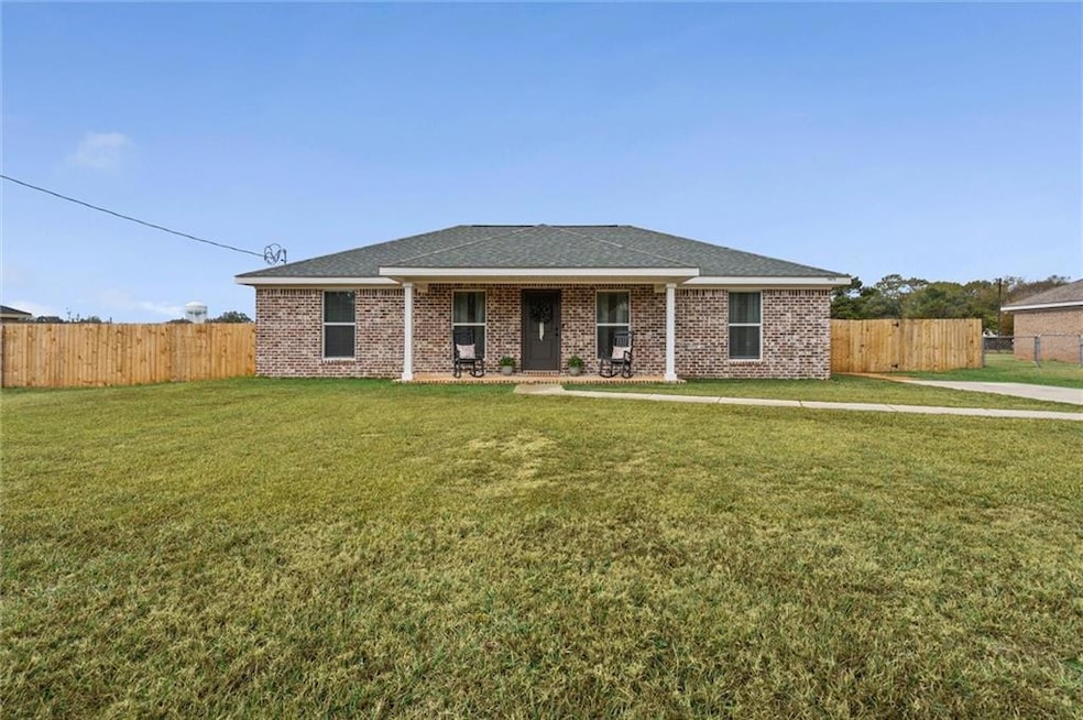 10979 Brighton Dr E, Chunchula, AL 36521 - photo 1