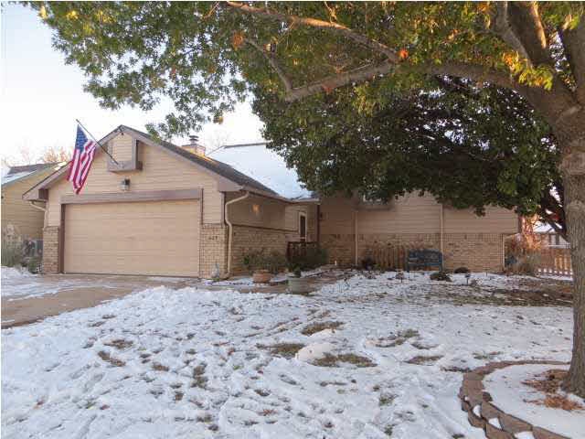 Spacious-Move in Ready- 4+ bedroom 3 bath home fre