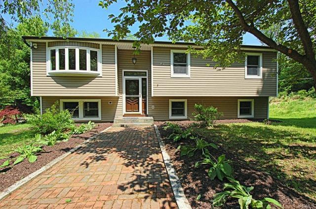 102 Old Mansion Rd, Chester, NY 10918 - photo 1