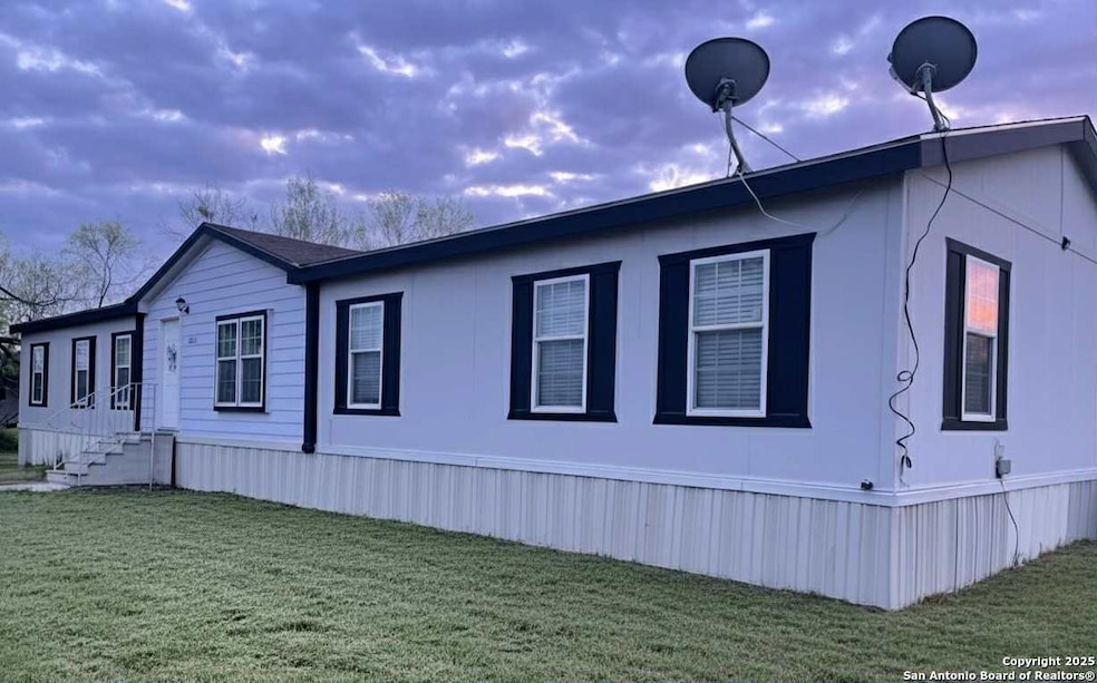 202 S 10th St, Christine, TX 78012 - photo 1