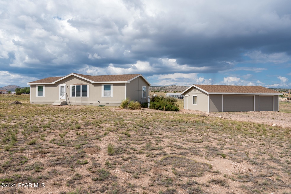 70 W Lunar Way, Paulden, AZ 86334 - photo 1