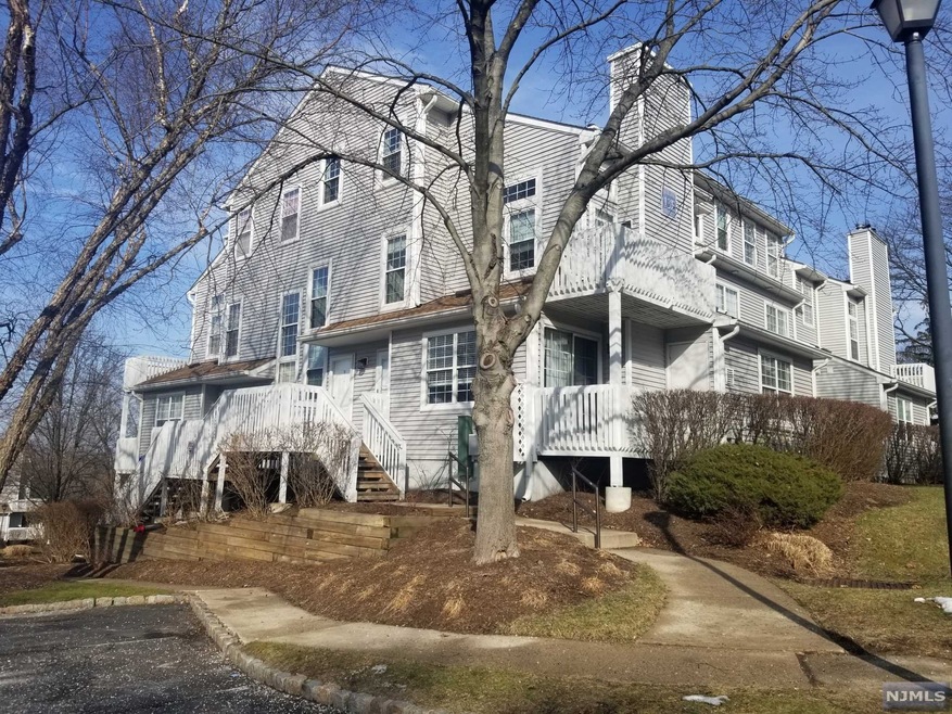 6 Squire Ct, Englewood, NJ 07631 - photo 1