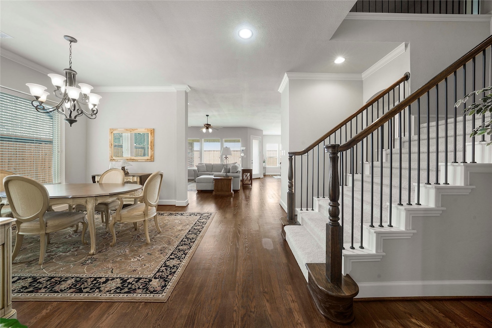 For Sale $699,900 • Co-Listing Agent