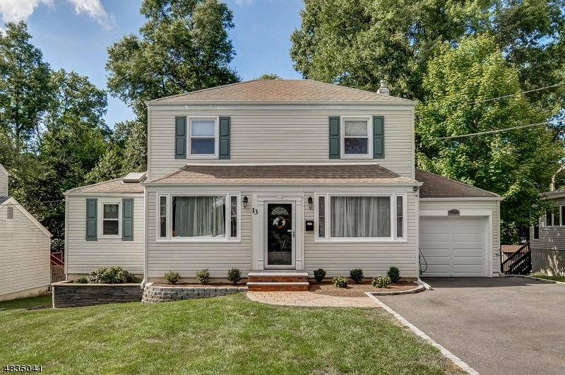 13 Winchester Rd, Livingston, NJ 07039 - photo 1