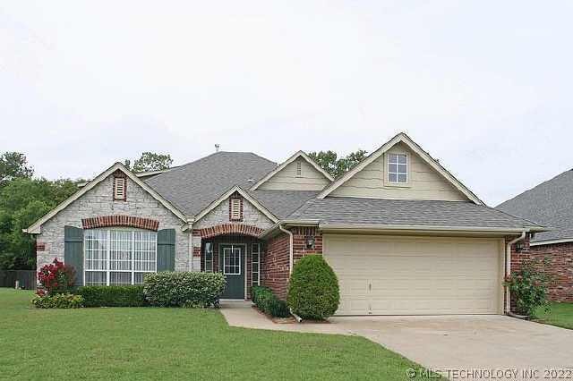WELCOME HOME!  See this one owner, Pristine Full B