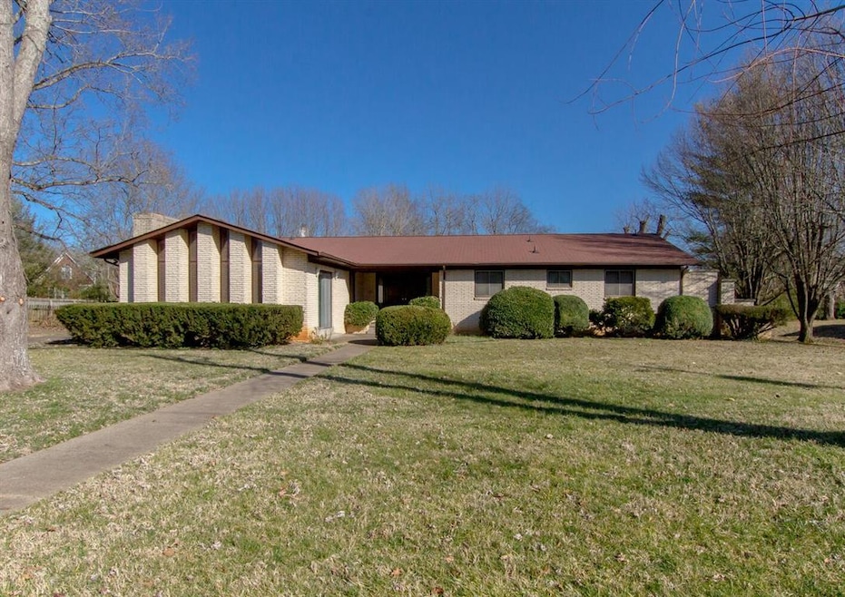Fantastic example of Mid-Century Modern.