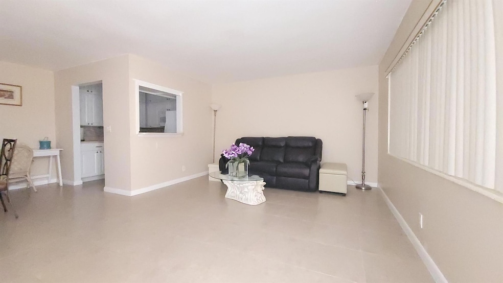 201 Coventry I unit 201, West Palm Beach, FL 33417 - photo 1