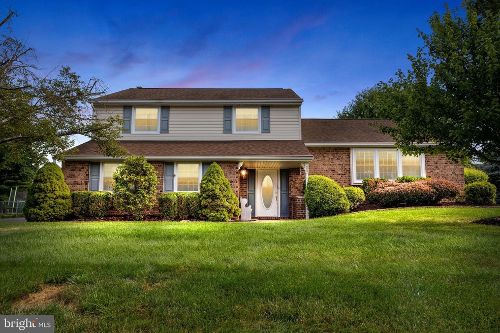 33 Braintree Common, Feasterville Trevose, PA 19053 - photo 1