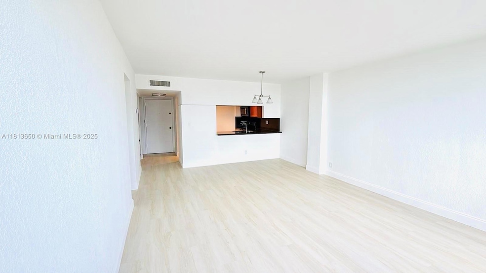 9001 SW 77th Ave unit C608, Miami, FL 33156 - photo 1